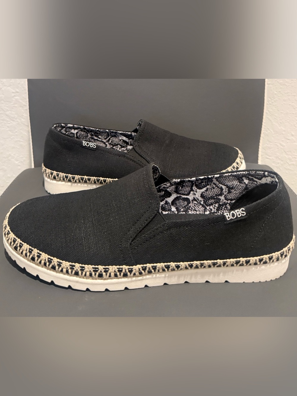 Skechers BOBS Flexpadrille 3.0 Dark Horse Slip-On  Sneakers Women’s 10